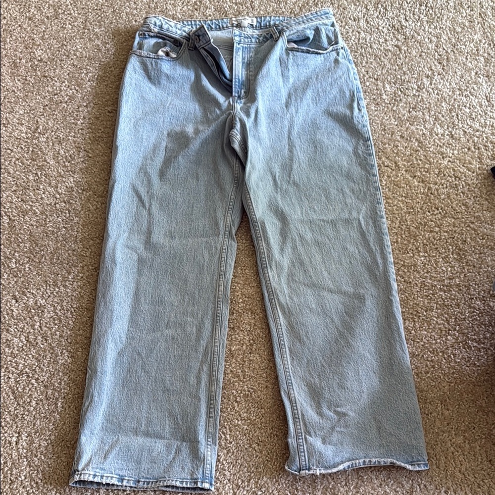 Abercrombie Relaxed High Rise Blue Jeans